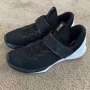 JORDAN Trainer 3